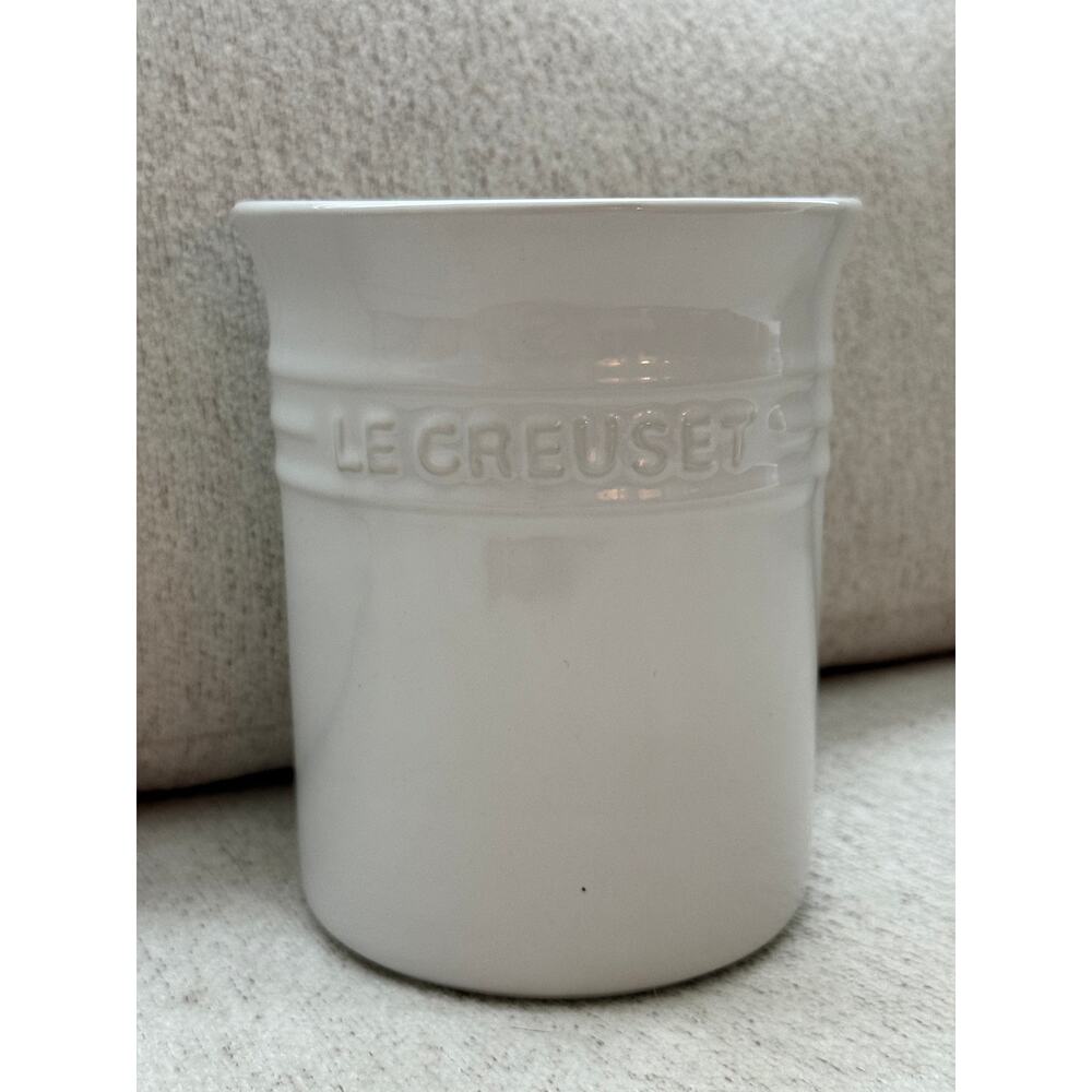 Le Creuset White Stoneware Ceramic Utensil Crock Like New